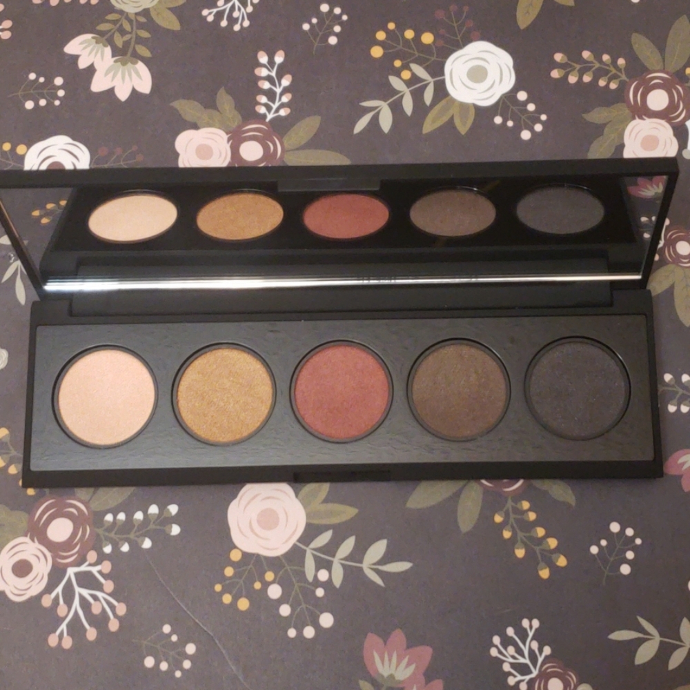 BAREMINERALS BOUNCE & BLUR PALETTE